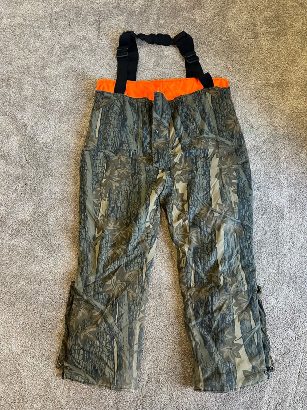 Bushmaster Mens Camo Hunting Gear Insulated Bib Overalls Size 2XL